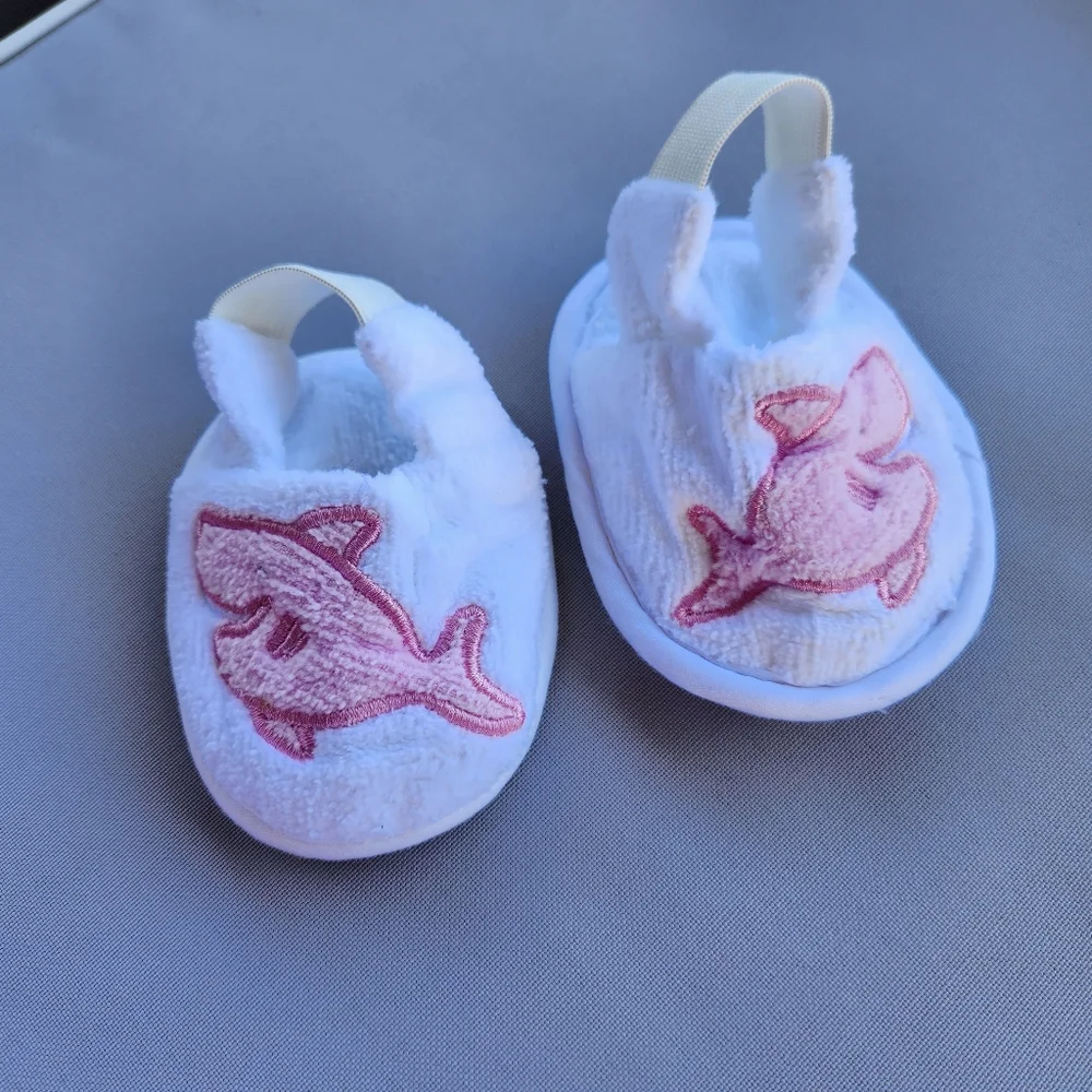 Pink shark hooded wrap towel and slippers